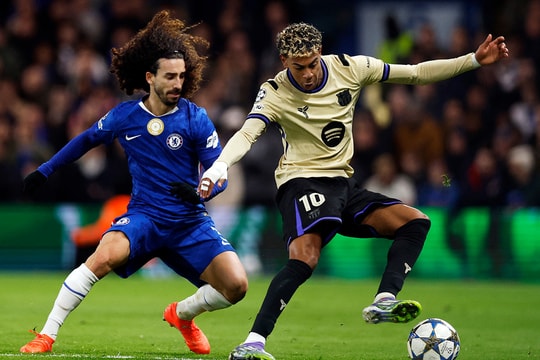 Kết quả Champions League: Hậu vệ thay nhau mắc lỗi, Barcelona thua thảm Chelsea