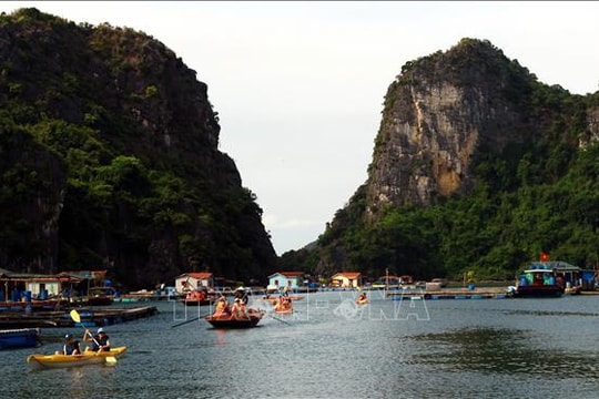 Ngành du lịch Quảng Ninh 'làm mới' để thu hút du khách