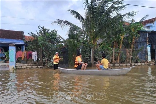 Gia tăng thiệt hại do mưa lũ ở miền Trung - Tây Nguyên