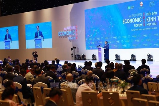 Thủ tướng Phạm Minh Chính dự bế mạc Diễn đàn Kinh tế mùa thu năm 2025