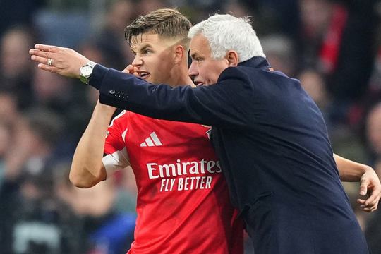 Mourinho lần đầu thắng ở Champions League sau 6 năm