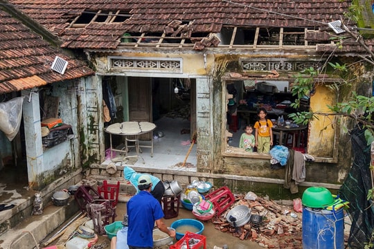 Người hưởng lương hưu ở 4 tỉnh mưa lũ được nhận gộp 3 tháng