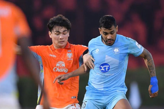 Ngoại binh bắt hụt bóng, CLB Nam Định thua đau đội bóng Thái Lan