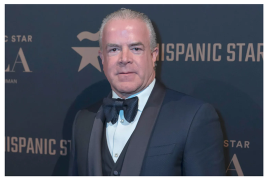 Chủ tịch Miss Universe bị truy tố tội buôn ma túy, vũ khí