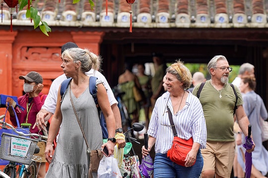 Tour du lịch Việt tìm cách thoát lối mòn '4 mùa như một'?