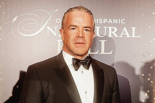 Chủ tịch Miss Universe vướng cáo buộc làm 'trùm buôn lậu'