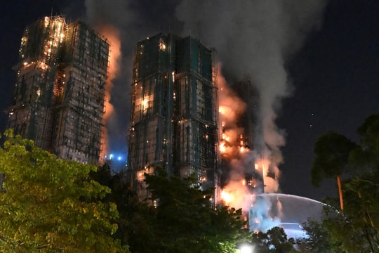 44 người chết, hơn 200 người mất tích trong vụ cháy chung cư Hong Kong