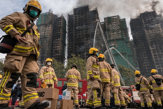 Cụm chung cư cháy ở Hong Kong từng bị cảnh báo về nguy cơ hỏa hoạn