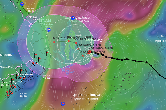 Bão Koto vào giai đoạn đổi hướng liên tục