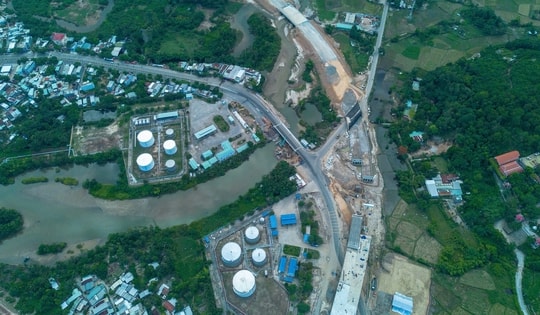 Huy động tổng lực tại dự án cảng Liên Chiểu để cán đích trước Tết Bính Ngọ 2026