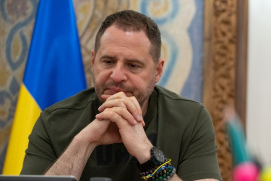 Chánh văn phòng của Tổng thống Zelensky bị khám nhà riêng