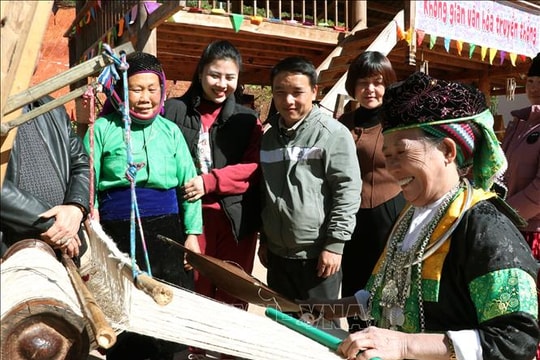 Tạo trải nghiệm đặc sắc nhằm thu hút du khách đến Đồng Văn