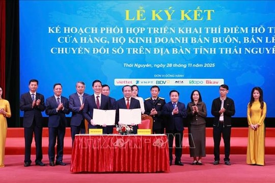 Thái Nguyên thí điểm hỗ trợ cửa hàng và hộ kinh doanh chuyển đổi số