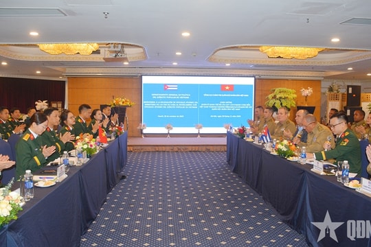 Sĩ quan trẻ Việt Nam - Cuba tiếp nối truyền thống đoàn kết, gắn bó giữa hai dân tộc