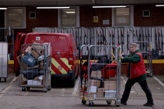 Anh tìm cách bịt lỗ hổng thuế quan gây tổn hại ngành bán lẻ nội địa