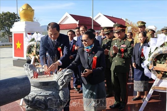 Khánh thành Đài tưởng niệm liên minh chiến đấu Lào – Việt Nam tỉnh Xaysomboun