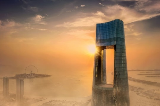 Bên trong khách sạn cao nhất Dubai