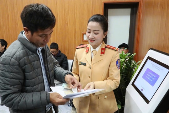 Đề xuất bỏ nhiều thủ tục hành chính trong cấp đổi giấy phép lái xe