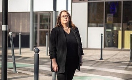 Chuốc thuốc hơn 240 phụ nữ đến phỏng vấn xin việc