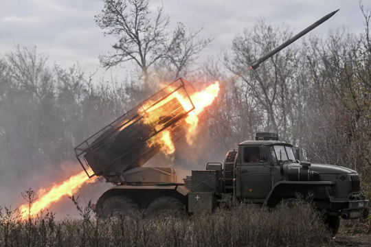 Binh sĩ tự ý rút lui, Ukraine bị đánh thọc sườn ở Zaporizhzhia