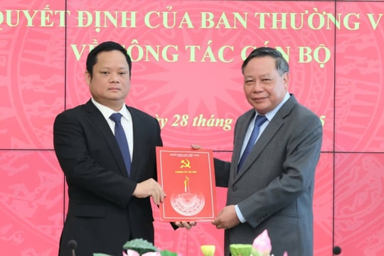 Phó chủ nhiệm Văn phòng Quốc hội làm Phó ban Tuyên giáo và Dân vận Thành ủy Hà Nội
