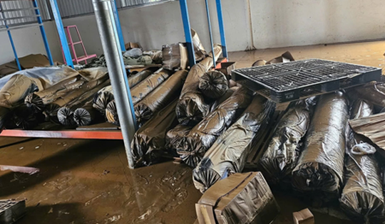 Ngân hàng đồng loạt trợ giúp vùng bão lũ