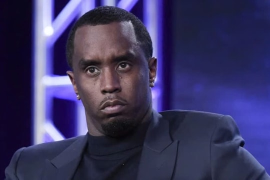 Thực đơn 8 món của Diddy trong tù