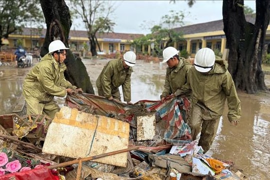 Chính thức hướng dẫn 4 tỉnh bị thiệt hại nặng do mưa lũ chi trả gộp 3 tháng lương hưu, trợ cấp