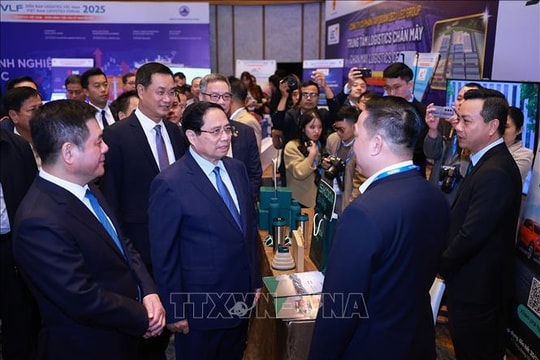 Thủ tướng Phạm Minh Chính dự Diễn đàn Logistics Việt Nam năm 2025