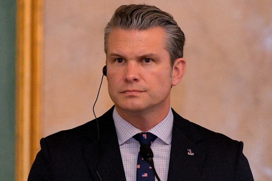 Mỹ bị nghi tập kích kép hạ sát người sống sót trên 'xuồng ma túy'