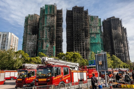 Hong Kong để tang ba ngày tưởng niệm nạn nhân vụ cháy chung cư