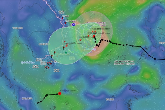 Áp thấp nhiệt đới suy yếu, bão Koto giữ cấp 9