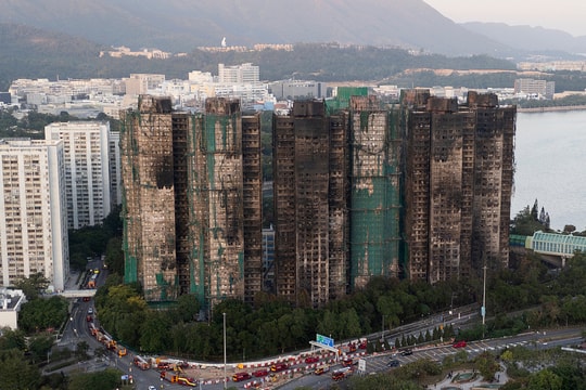 Trung Quốc tổng kiểm tra nhà cao tầng sau thảm kịch cháy ở Hong Kong