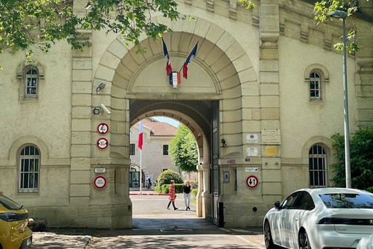 Dùng drone chuyển lưỡi cưa vào tù để vượt ngục