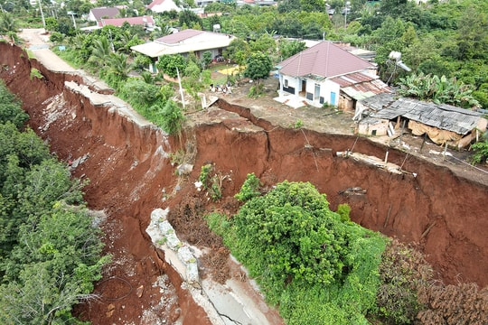Gia Lai đề xuất dời hơn 2.200 hộ khỏi vùng nguy hiểm sau bão lũ