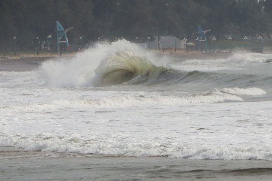 Du khách Nga tử vong khi tắm biển Mũi Né
