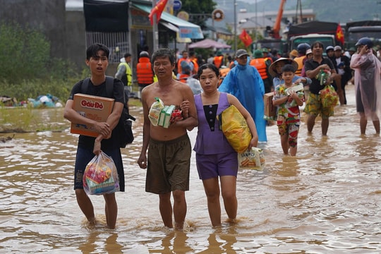 Khánh Hòa hỗ trợ tất cả người ở trọ thiệt hại do mưa lũ