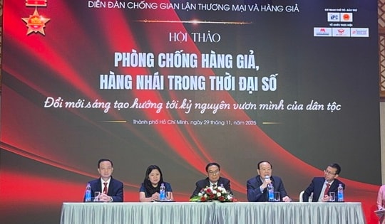 Quản lý thị trường sẽ rà soát từng gian hàng trên chợ mạng để "tìm" hàng giả