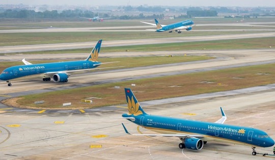 Sân bay Nội Bài khai thác ra sao trong đợt cập nhật kỹ thuật máy bay Airbus khẩn cấp?