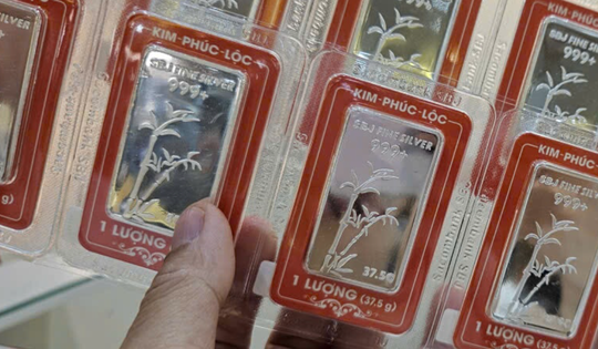 Giá bạc hôm nay 29-11: Đồng loạt lập đỉnh kỷ lục