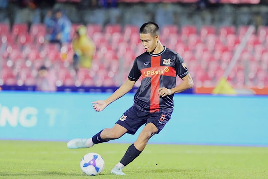 Đội hình U22 Việt Nam dự SEA Games 33: Việt kiều đắt giá hơn Hoàng Đức bị loại