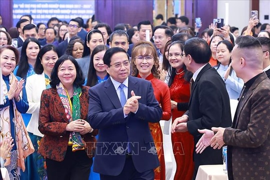 Thủ tướng dự Hội nghị tổng kết đề án hỗ trợ phụ nữ khởi nghiệp