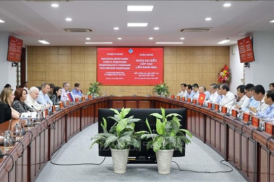 ĐH Cần Thơ mong muốn thúc đẩy hợp tác với các viện, trường của LB Nga về chuyển đổi số