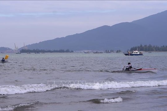 Đà Nẵng đứng đầu tại giải đua thuyền Rowing biển