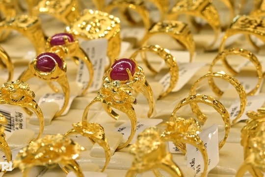 Dự báo giá vàng sau tuần tăng dựng đứng