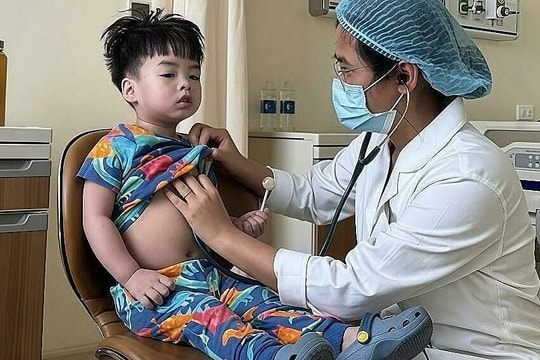 Lý do trẻ mắc bệnh tay chân miệng nhiều lần