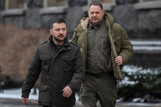 Cơn địa chấn khi người quyền lực thứ hai Ukraine mất chức