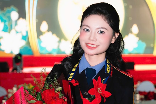 Thủ khoa được đặc cách vào Viện Kiểm sát từng suýt bỏ học