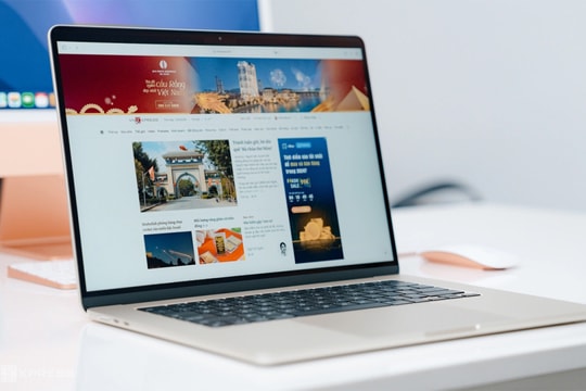 Intel sẽ sản xuất chip Apple Silicon cho MacBook giá rẻ