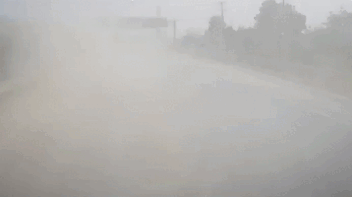 Xe khách tông xe hút rác trên cao tốc Hà Nội - Thái Nguyên